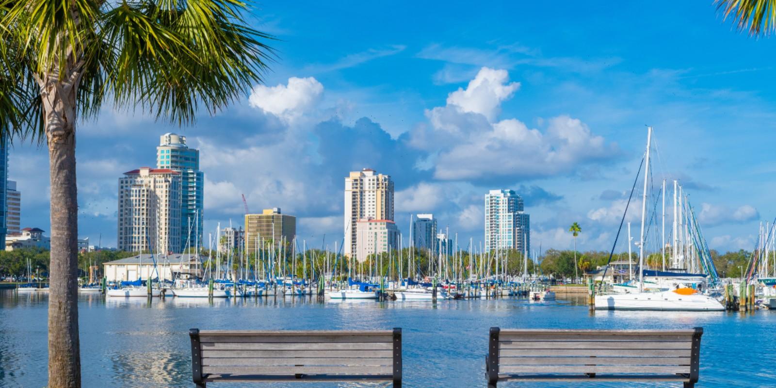 Condo vs. Single-Family Home: The Best Investment for Airbnb